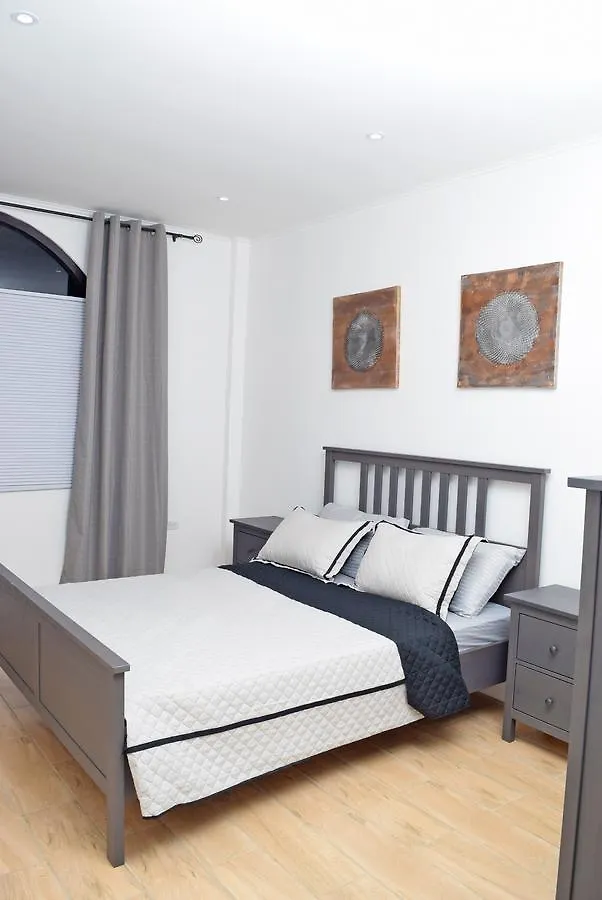 شاطئ بالم Westland Properties Apartments
